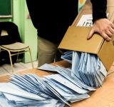 Llueven las encuestas y las mediciones para las Paso