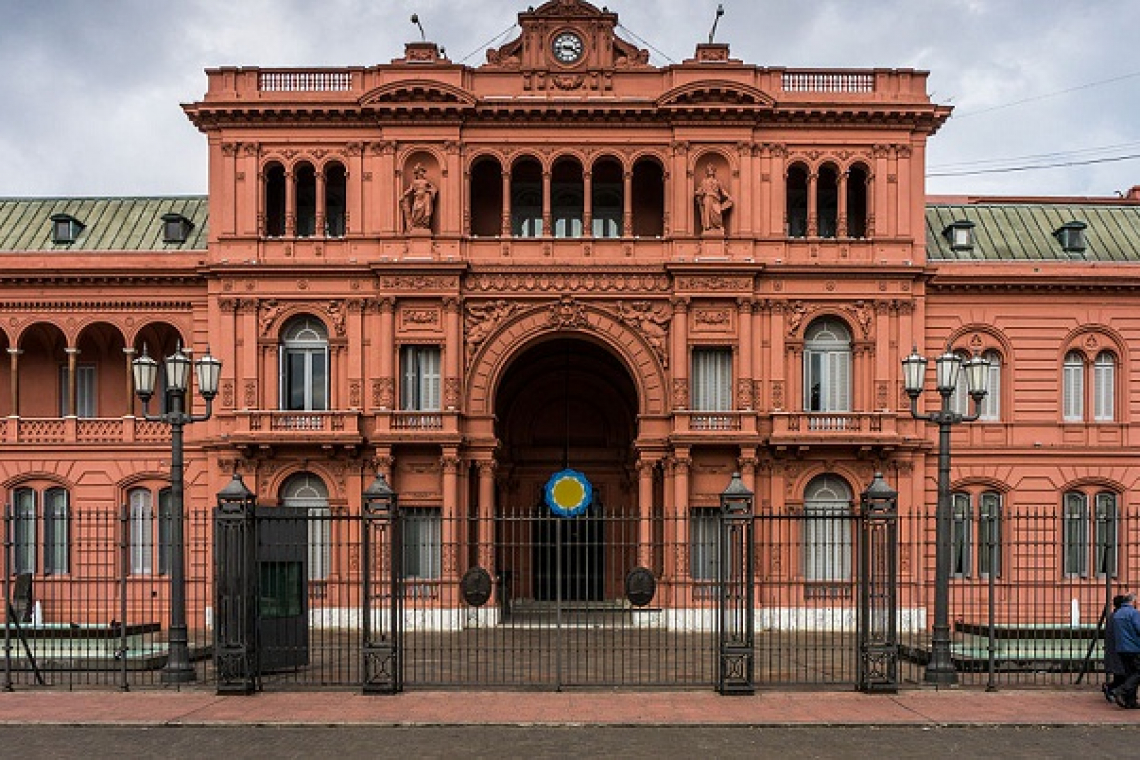 Sergio Massa, en el centro de todas las miradas