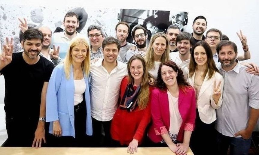 Renunció el gabinete completo de Kicillof para marcarle el camino a Alberto 