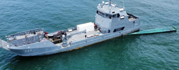 Armada de Colombia incauta semisumergible con casi 2 toneladas de cocaína a bordo