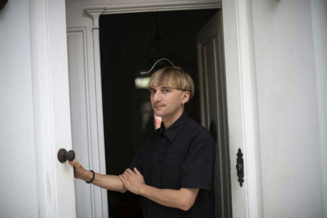 El artista &quot;ciborg&quot; Neil Harbisson 