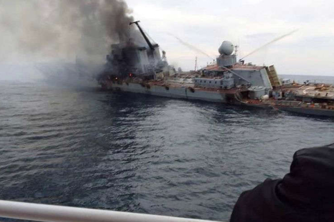 Aparecen las primeras imágenes del hundimiento del Moskva mientras Rusia silencia qué pasó en el buque 