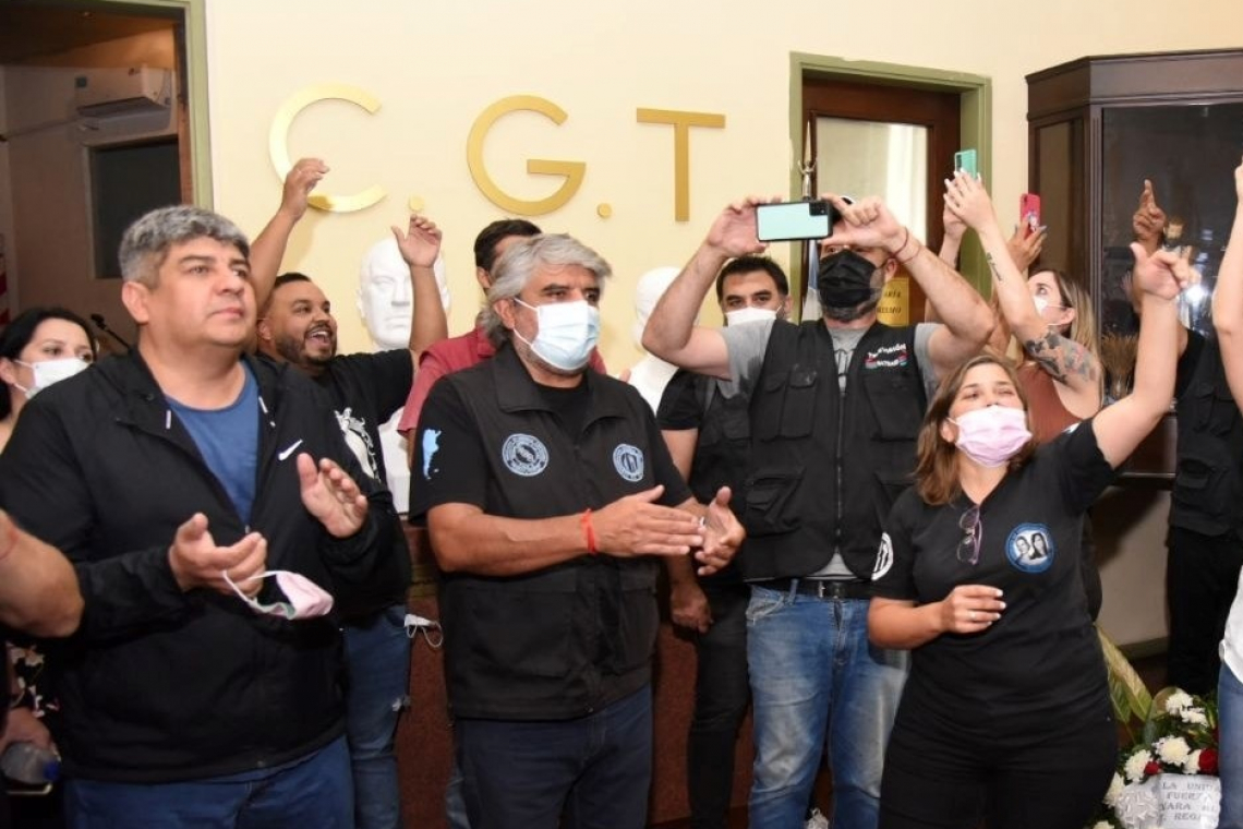 Moyano suma respaldo al proyecto para universalizar las asignaciones familiares 