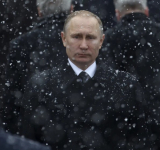 Vladimir Putin visitó Mariúpol, la ciudad de Ucrania tomada por las fuerzas rusas desde hace casi un año 