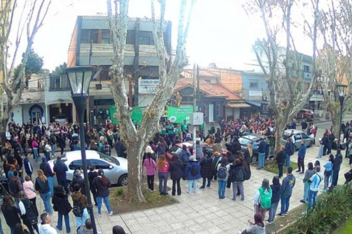 Anunciaron otro paro docente parcial en municipios del Conurbano bonaerense